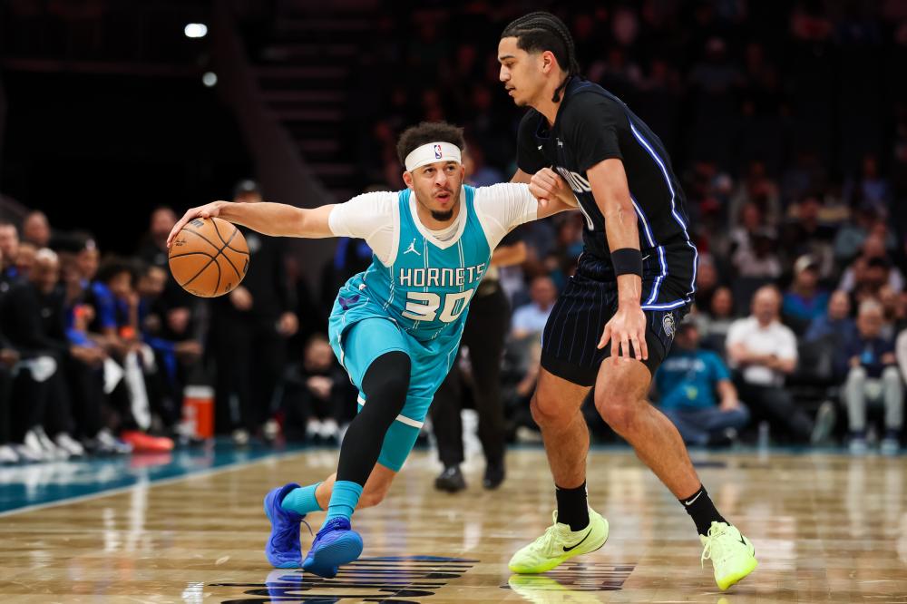 同时也是一 同时也是一